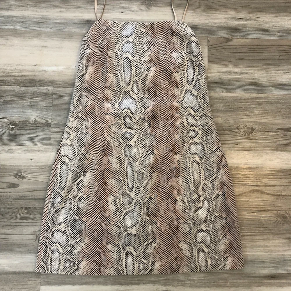 Urban Outfitters dress NWT, faux snake print, size medium - Picture 6 of 6